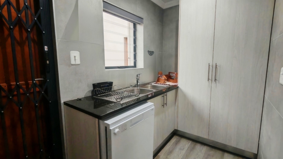 3 Bedroom Property for Sale in Reebok Western Cape